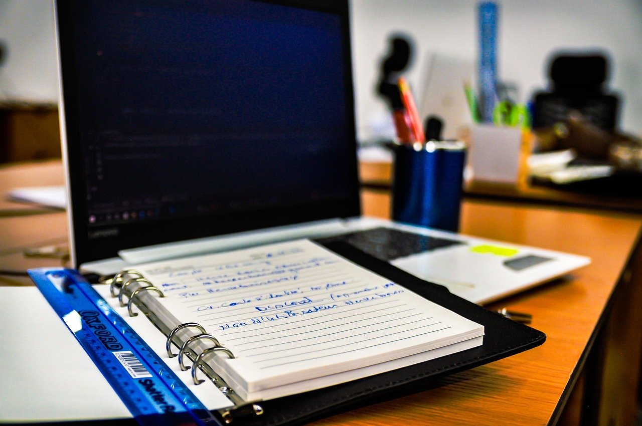 CRM de vendas para PMEs – Entendendo o que é um CRM de vendas e por que ele é vital para PMEs